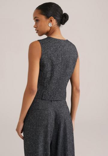 Короткая куртка