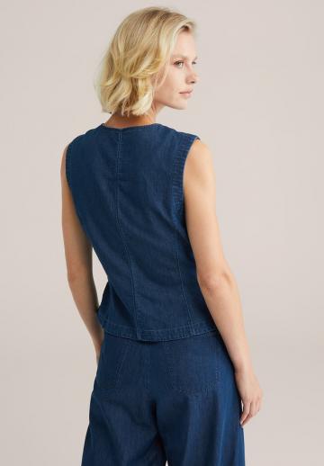 Джинсовая жилетка