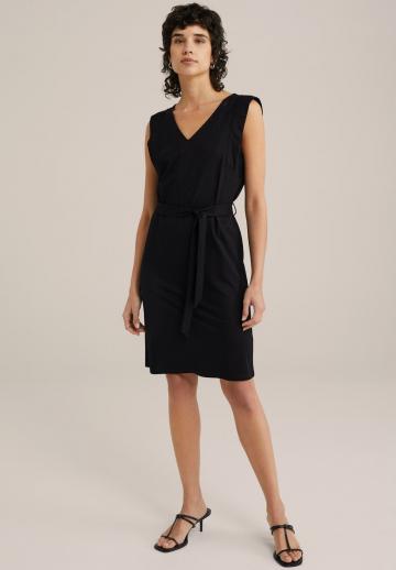 Короткое платье