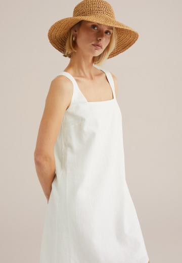 Короткое платье