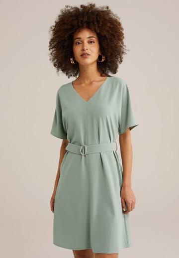 Короткое платье