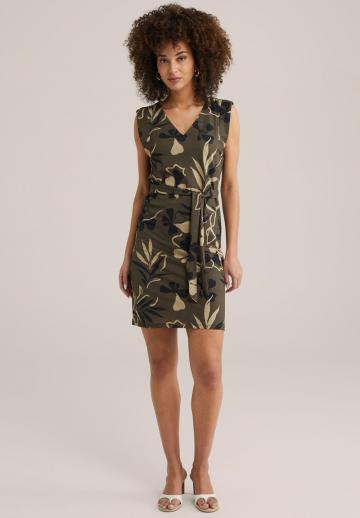 Платье футляр