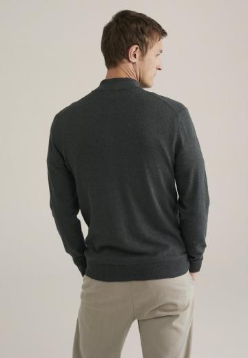 Вязаная кофта