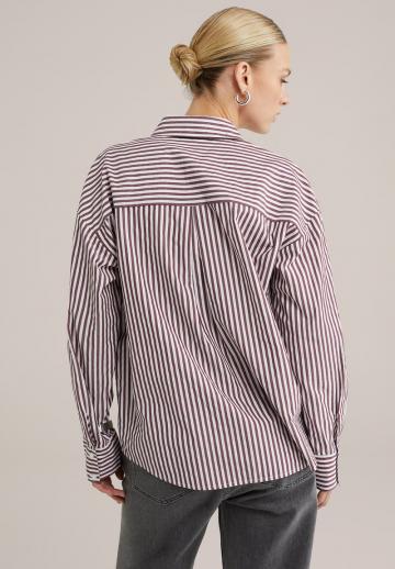 Атласная блузка