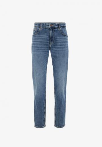 Узкие джинсы