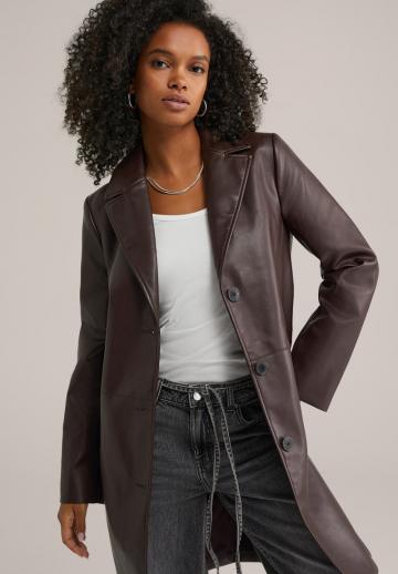 Пальто из искусственной кожи