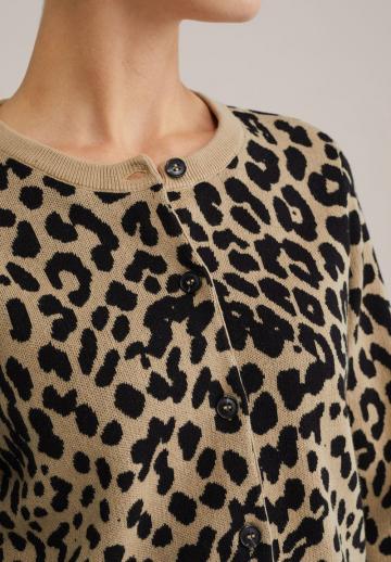 Вязаная кофта