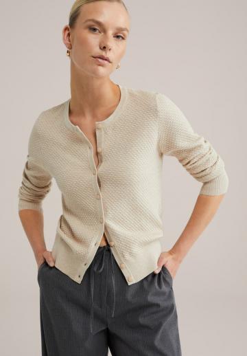 Вязаная кофта