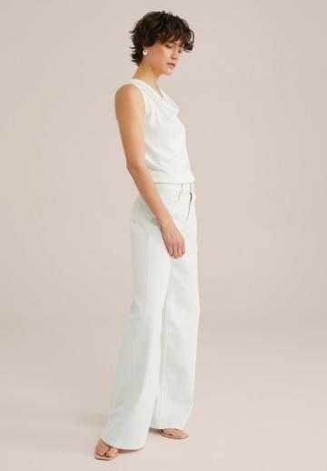 Пуловер без рукавов