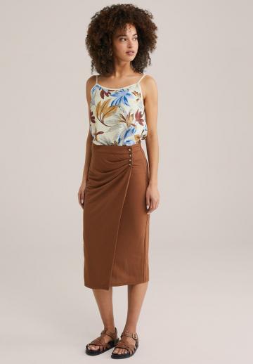 Топ на бретельках