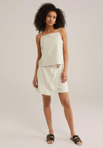 Топ на бретельках