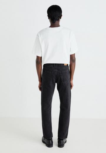 Свободные джинсы