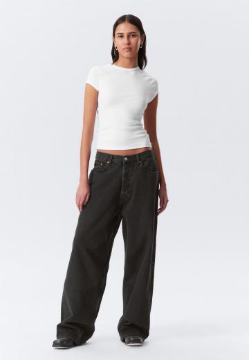 Свободные джинсы