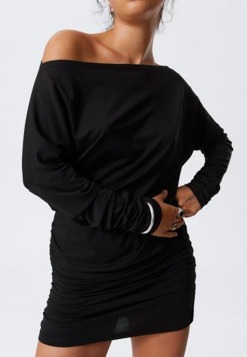 Платье футляр