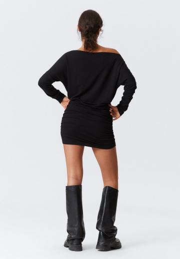 Платье футляр