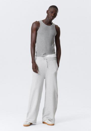 Спортивные штаны