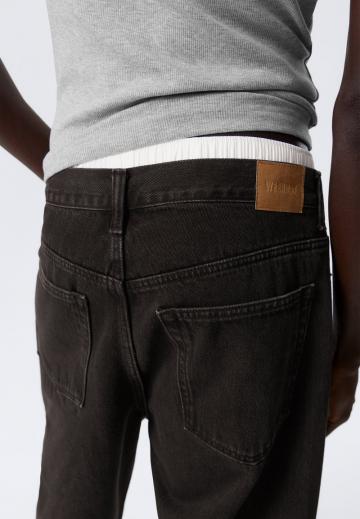 Свободные джинсы