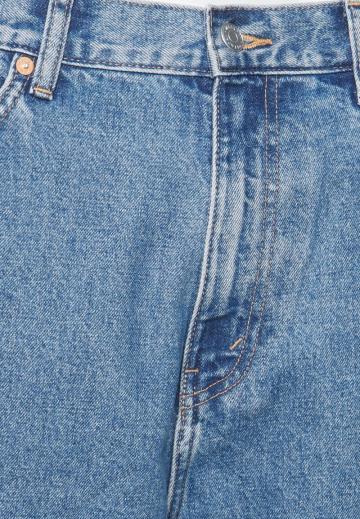 Свободные джинсы