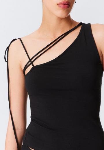 Топ на одно плечо