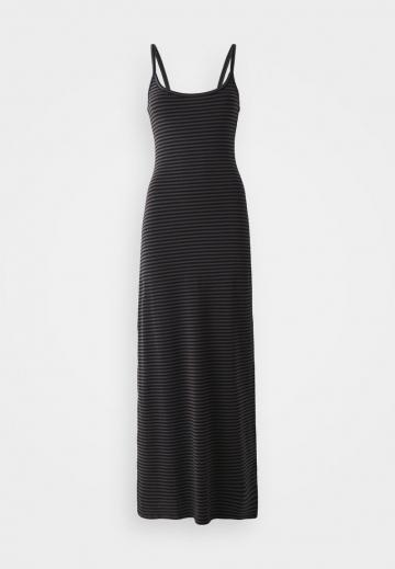 Пляжное платье