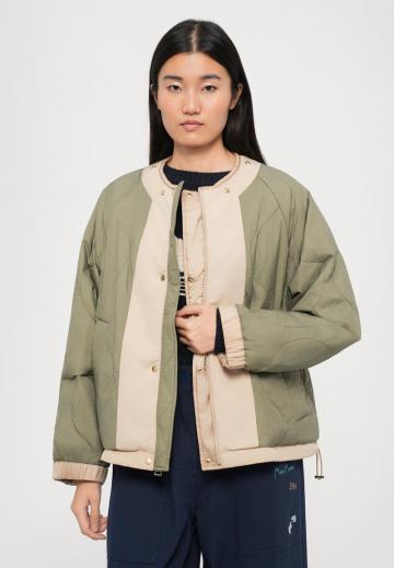 Зимняя куртка