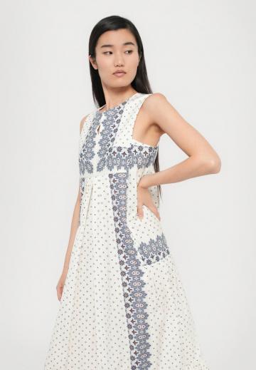 Длинное платье