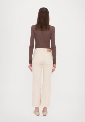 Клешеные брюки