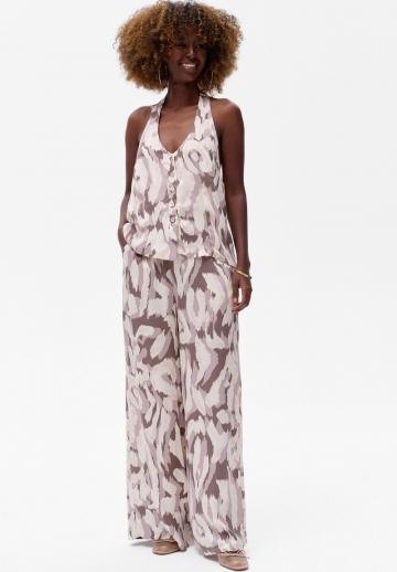 Блузка без рукавов