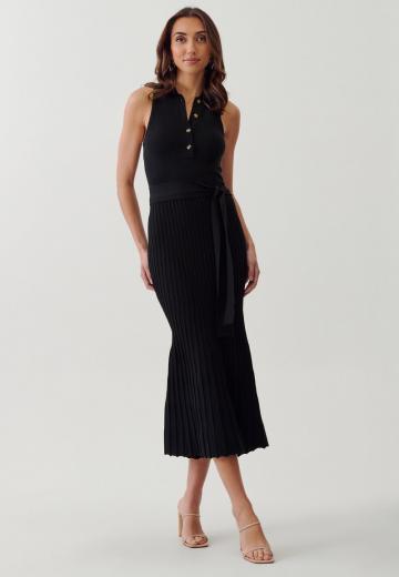 Платье футляр