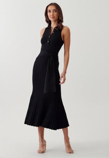 Платье футляр