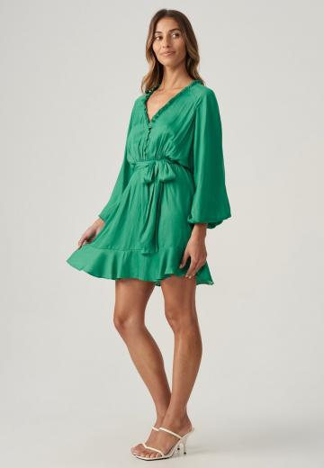 Короткое платье