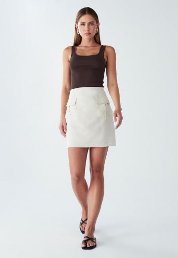 Юбка с накладными карманами