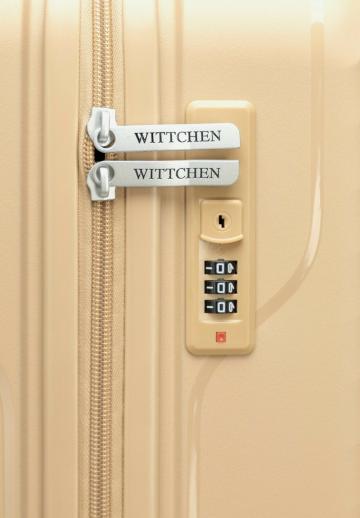 Чемодан на колесах