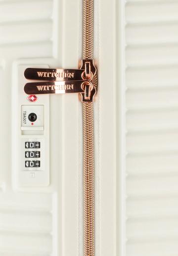 Набор чемоданов