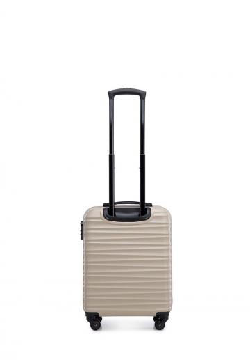 Чемодан на колесах