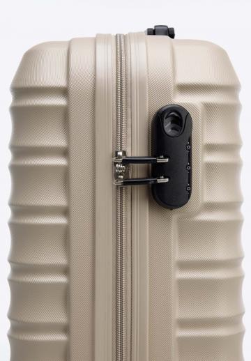 Чемодан на колесах