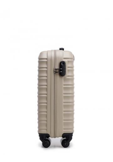 Чемодан на колесах