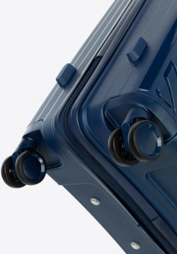 Чемодан на колесах