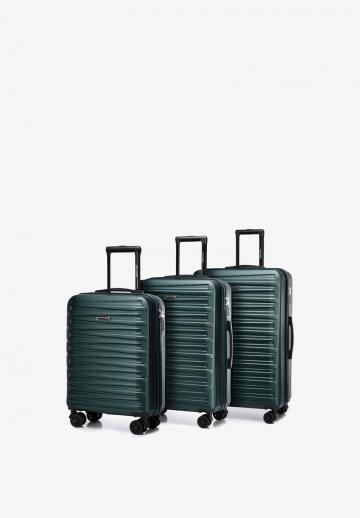 Набор чемоданов