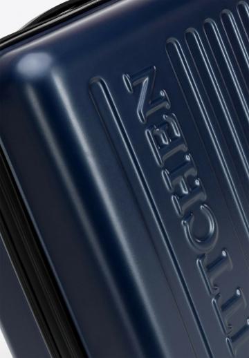 Чемодан на колесах