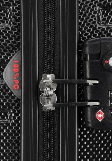 Набор чемоданов