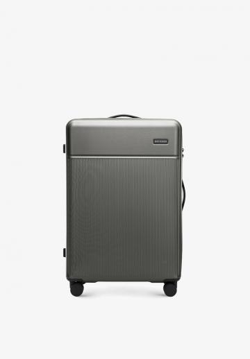 Чемодан на колесах