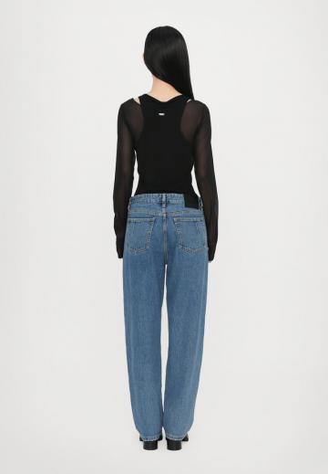 Свободные джинсы