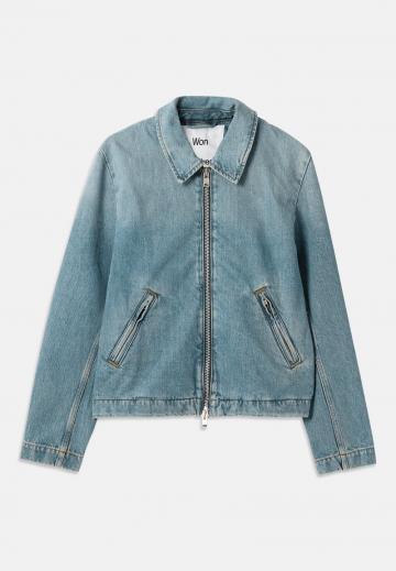 Джинсовая куртка