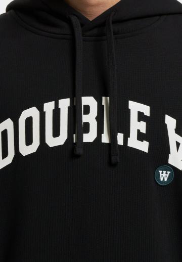 Пуловер с капюшоном