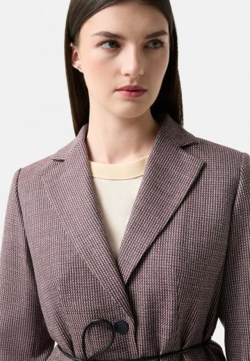 Короткое пальто