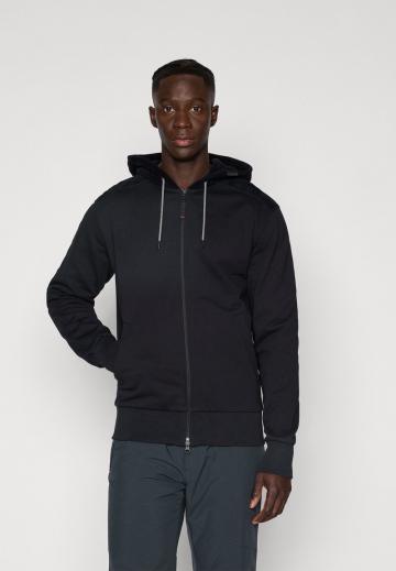 Спортивная кофта