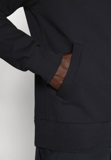 Спортивная кофта