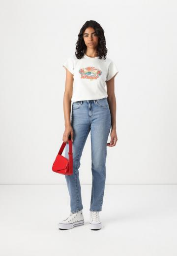 Узкие джинсы