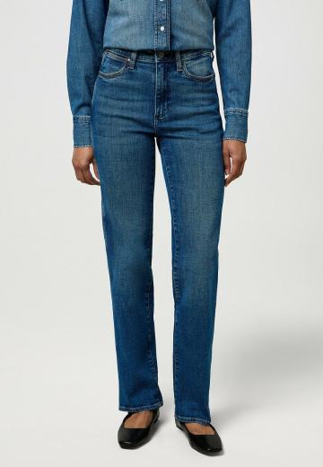 Свободные джинсы